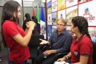 Alunos do 3o ano do Colégio Politécnico Johannes Gutenberg da cidade de Assunção no Paraguai visitaram a Prefeitura de Joinville nesta segunda-feira e conversaram com o prefeito Carlito Merss. - Fotografo: Kátia Nascimento - Data: 23/04/2012