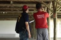 Fiscalização em estabecimento com aglomeração de pessoas - Fotografo: Rogerio da Silva - Data: 28/02/2013