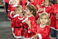 A comunidade do bairro região de cobertura da Secretaria Regional do Jardim Paraíso recebeu neste sábado (10/12) a programação do Natal dos Sonhos. Uma das apresentações culturais ficou por conta dos alunos do CEI Sorriso de Criança. - Fotografo: Mauro Artur Schlieck - Data: 10/12/2011