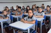 Inauguracao Escola Municipal Tereza Mazzolli no Jardim Paraiso-Alunos da escola na sala de aula - Fotografo: Phelippe Jose - Data: 06/02/2014