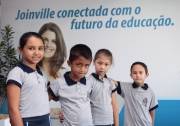 Inauguracao Escola Municipal Tereza Mazzolli no Jardim Paraiso-Alunos da Escola - Fotografo: Phelippe Jose - Data: 06/02/2014