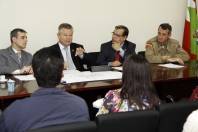 Prefeitura reuniu Polícia Civil, Militar e Consegs para tratar sobre câmaras de monitoramento - Fotografo: Jaksson Zanco - Data: 28/05/2013