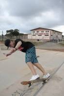 A Prefeitura reiniciou a construção da praça da rua Cidade de Sobral, bairro Boehmerwald, obra do OP. A pedido dos moradores, pista de skate já foi liberada para uso. Na foto, o estudante Gabriel Felipe Motta, 15 anos - Fotografo: Mauro Artur Schlieck - Data: 24/05/2012