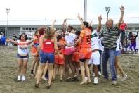 A 9ª edição dos Jogos Interbairros de Futebol de Areia aconteceu neste domingo (06/05). A final feminina foi para os pênaltis. A equipe Amigos do Rosa venceu  a equipe Monselnhor Scarzello por 11 a 10. - Fotografo: Mauro Artur Schlieck - Data: 06/05/2012