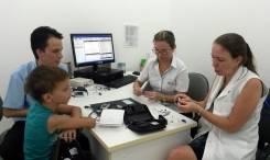 Centrinho entrega Sistema FM para alunos com deficiência auditiva - Fotografo: Divulgação/SECOM - Data: 26/02/2014