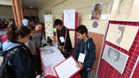 XVI Feira Municipal de Matemática, na Escola Municipal Prof.a. Ada Sant