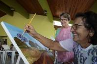 Pintura e informática básica para idosos. Aulas são oferecidas gratuitamente no Centro de Convivência do Idoso - Fotografo: Rogerio da Silva - Data: 02/04/2015