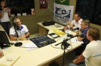 Prefeito Carlito Merss concedeu entrevista, na manhã desta quinta-feira (22/3), para a Rádio Comunitária União, bairro Boehmerwald.  - Fotografo: Kátia Nascimento - Data: 22/03/2012