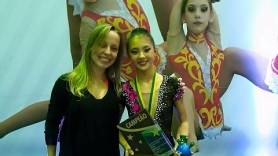 A técnica Vanessa Hagemann e a ginasta Mariany Miyamoto foram convocadas para a seleção brasileira juvenil - Fotografo: Divulgação/CBG - Data: 10/08/2015