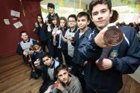 Alunos da Pedro Ivo Campos recebem medalhas da Olimpíada Canguru de Matemática  - Fotografo: Rogerio da Silva - Data: 07/07/2014