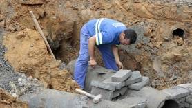 Subprefeitura Sudoeste realiza drenagem na rua Das Magnólias - Fotografo: Rogerio da Silva - Data: 19/03/2015