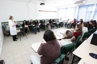 Curso que envolve professores do berçário dos Centros de Educação Infantil na área de primeiros socorros, cuidados com a higiene e doenças mais comuns - Fotografo: Rogerio da Silva - Data: 06/08/2014