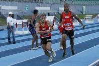 Kaynan Xavier Hack chega em terceiro no revezamento 4 x 400 nos 53º Jasc em Blumenau. - Fotografo: Phelippe José - Data: 26/11/2013