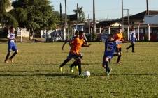 Final Seletiva Futebol Jesc = idade 12 a 14 anos = Colégio Elias Moreira\Colégio Santo Antônio. - Fotografo: Phelippe José - Data: 03/06/2014