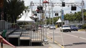 Preparativo da Av. Beira Rio para o Carnaval - Fotografo: Rogerio da Silva - Data: 12/02/2015
