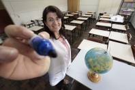 Professores iniciam atividades na rede municipal de ensino - Lídia Costa Cecílio, da Escola Heriberto Hülse. - Fotografo: Rogerio da Silva - Data: 04/02/2015