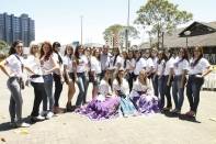 	A carreata com as candidatas a Rainha e Princesas da 73ª Festa das Flores aconteceu neste sábado(05/11) pelo centro da cidade e terminou no Mercado Público. O prefeito Carlito Merss prestigiou o evento - Fotografo: Kátia Nascimento - Data: 07/11/2011