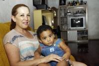 A enfermeira Sandra Mara Schatzmann é uma das mães que solicitou vaga no plantão no CEI - Fotografo: Jaksson Zanco - Data: 09/01/2013