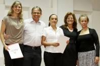 Servidores públicos municipais foram homenageados por tempo de serviço na manhã desta terça-feira (27/11). Esq.: Patrícia Risden Baleche, prefeito Carlito Merss, Maria de Lourdes Martins, secretária GP Márcia Streit e Astrid Crusius - Fotografo: Kátia Nascimento - Data: 27/11/2012