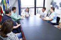 Assinatura das leis que reconhecem como Utilidade Pública o Grêmio Recreativo Escola de Samba Unidos da Diversidade e a Associação Ventura de Assistência ao Idoso - Fotografo: Jaksson Zanco - Data: 04/10/2013