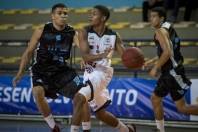 Paulinho (centro) foi destaque da AABJ nos jogos da LDB, em Belo Horizonte - Fotografo: Divulgação/LDB - Data: 26/02/2015