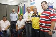 A Prefeitura de Joinville homenageou na manhã desta segunda-feira (05/11) os atletas e técnicos do PARAPAN. O técnico Amaury Wagner Verrissimo foi um dos homenageados - Fotografo: Kátia Nascimento - Data: 05/12/2011