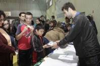 Entrega de uniformes  PID = doados pela Lei de Incentivo ao Esporte do Ministério dos Esportes. - Fotografo: Phelippe José - Data: 13/06/2015