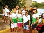 Equipe joinvilense com  Poliana Okimoto (camisa escura) na última etapa do Circuito de Maratonas Aquáticas - Fotografo: Divulgação - Data: 24/03/2014