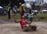 Atletismo Salto em distância atleta Huan Peterson Dias nos 27º Joguinhos Abertos em Caçador - Fotografo: Phelippe José da Silva - Data: 29/07/2014