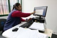 A secretaria de Saúde iniciou o atendimento com o uso de prontuário eletrônico, no posto de saúde do bairro Espinheiros - Fotografo: Rogerio da Silva - Data: 10/07/2014