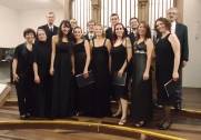Nesta quinta-feira (20/09) a Escola de Música Villa-Lobos (EMVL) apresenta um concerto de Coro, Orquestra e Órgão de Tubos na Igreja da Paz. A apresentação inicia às 20 horas com entrada aberta a comunidade. - Fotografo: Divulgação - Data: 17/09/2012