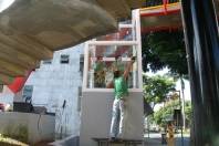 Com a finalidade de atender pessoas com deficiência e idosos, a Prefeitura incluiu na reforma da passarela da avenida JK a instalação de elevadores. - Fotografo: Ruy Ferrari/SEINFRA - Data: 14/02/2012