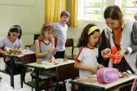 A Educação Ambiental é desenvolvida nas escolas do município, com o apoio do Núcleo de Educação Ambiental (NEAM), da Secretaria de Educação. Na última semana, dois prêmios baseados em educação ambiental foram conquistados por escolas e CEIs. A Escola Pastor Hans Muller foi uma delas. - Fotografo: Mauro Artur Schlieck - Data: 07/12/2011