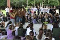 Índios guaranis apresentam arte e cultura em escola agrícola de Pirabeiraba - Fotografo: Adilson Girardi - Data: 24/04/2014